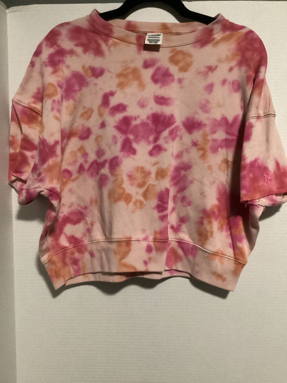 PINK Victoria's Secret Pink and Peach Tie-Dye Cropped Top